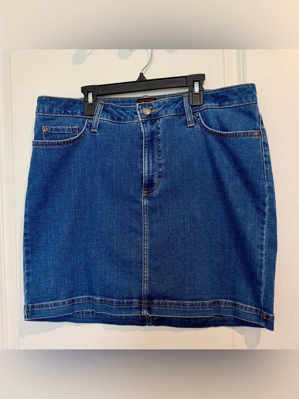 Lee Classic Vintage Dark Blue Denim Mini Skirt